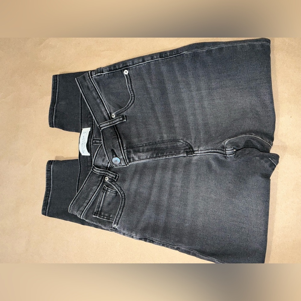 Black Abercrombie jeans SIZE 4